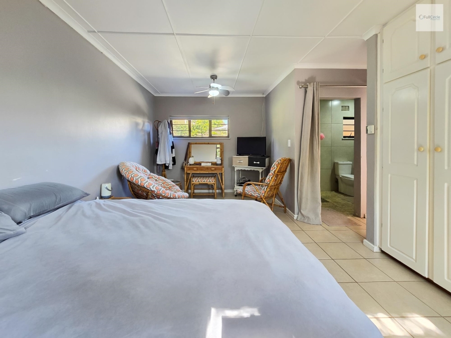 4 Bedroom Property for Sale in Cintsa East Eastern Cape